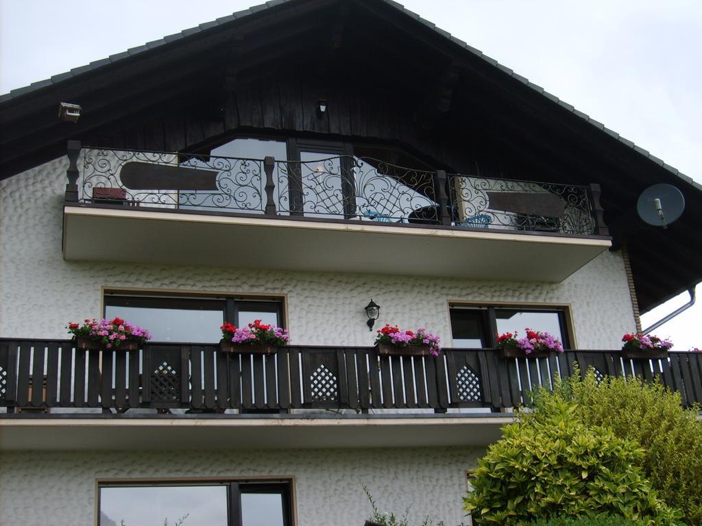 نيدغن Ferienwohnung Lohrer الغرفة الصورة
